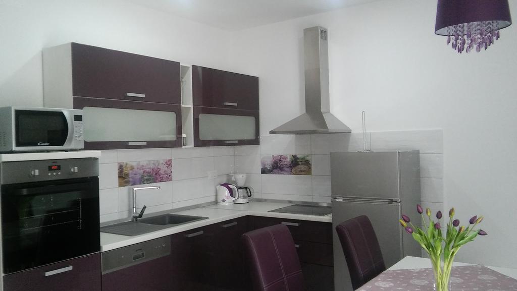Apartment Vedran Kaštela Zewnętrze zdjęcie